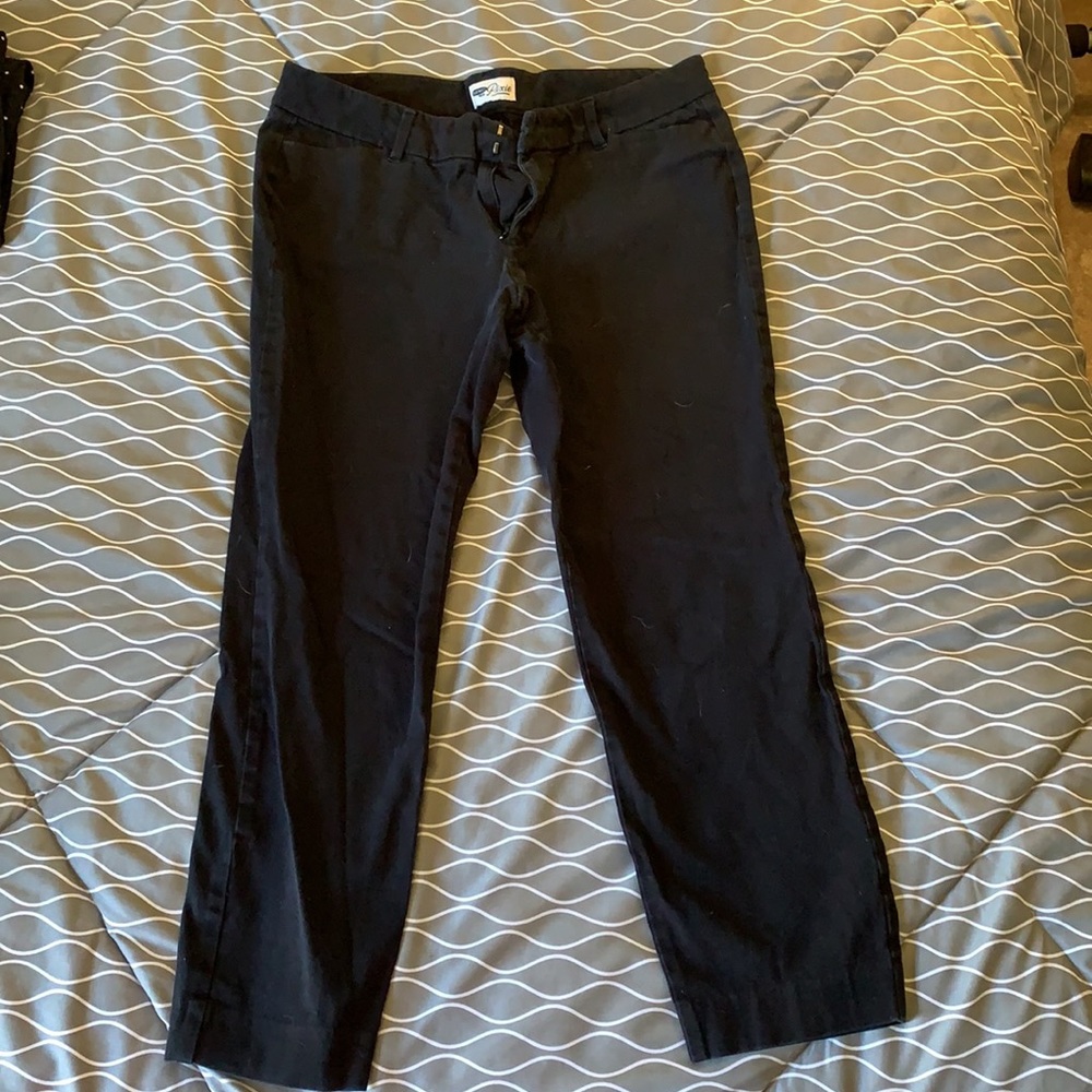 Pixie capris